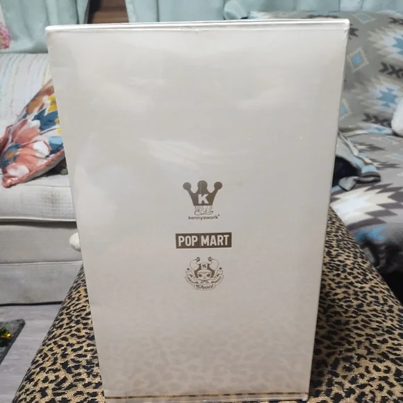 Pop Mart- Mega Space Molly- Watermelon- 400% - Picture 6 of 7